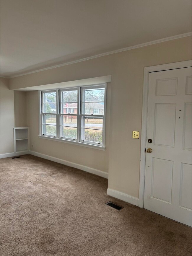 Building Photo - 232 Pinckney St