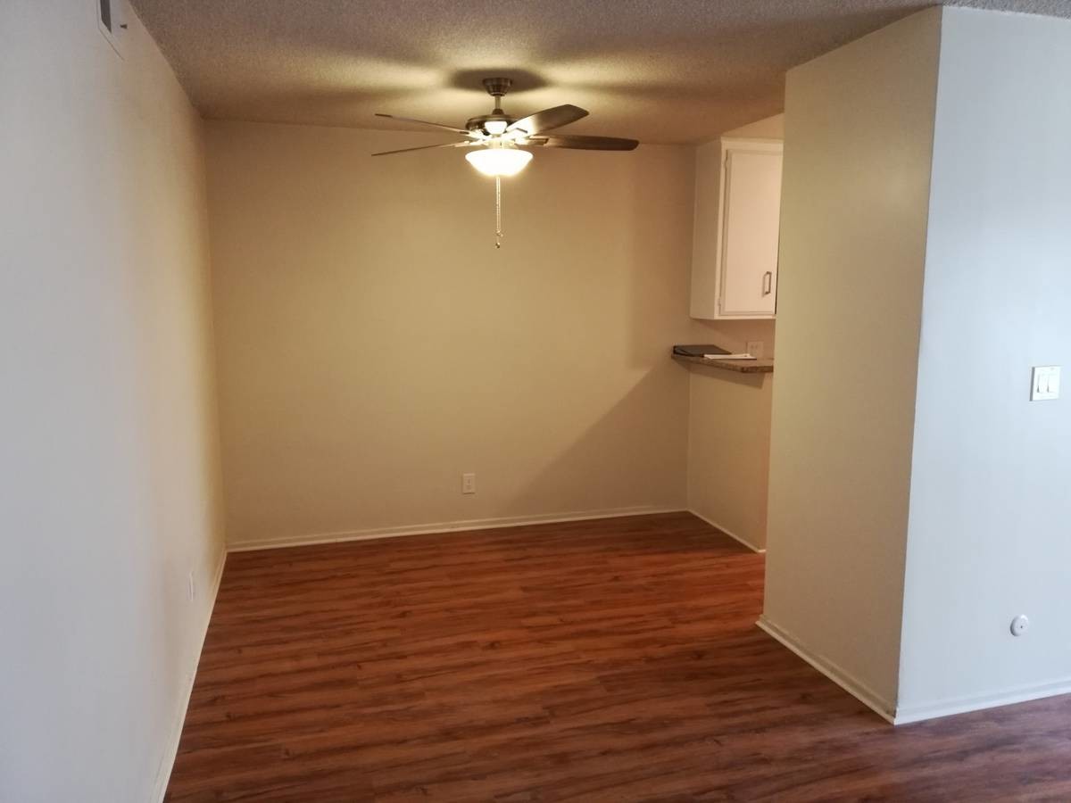 Building Photo - 7009 Coldwater Canyon Ave