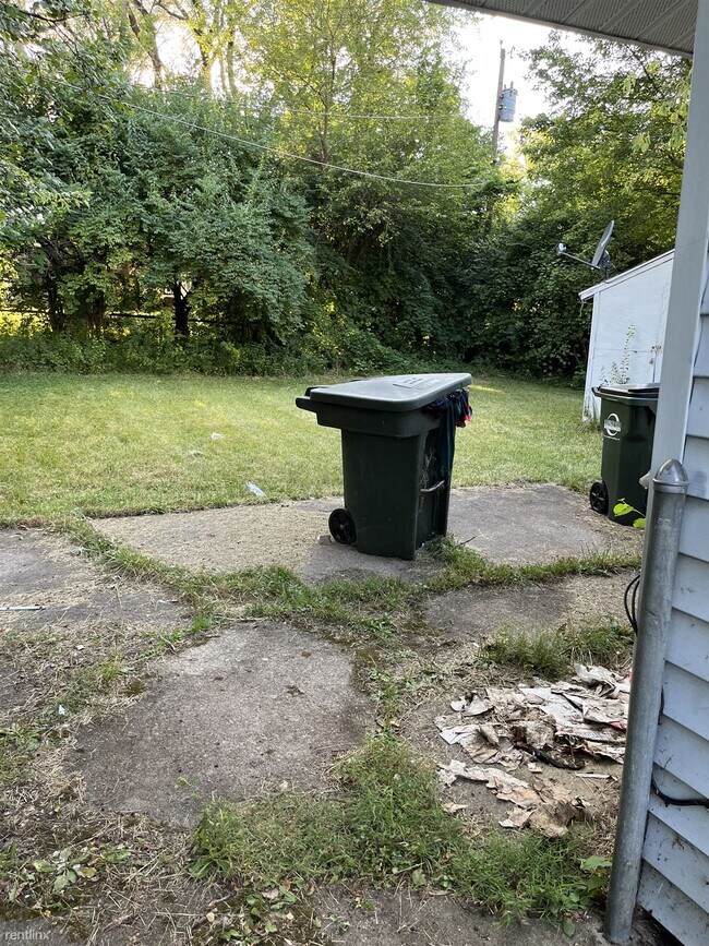 Building Photo - 3 br, 1 bath House - 1591 Azalea Drive