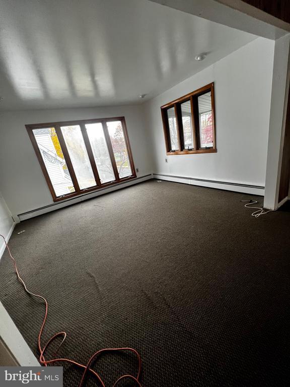 Building Photo - 328 Eggerts Crossing Rd