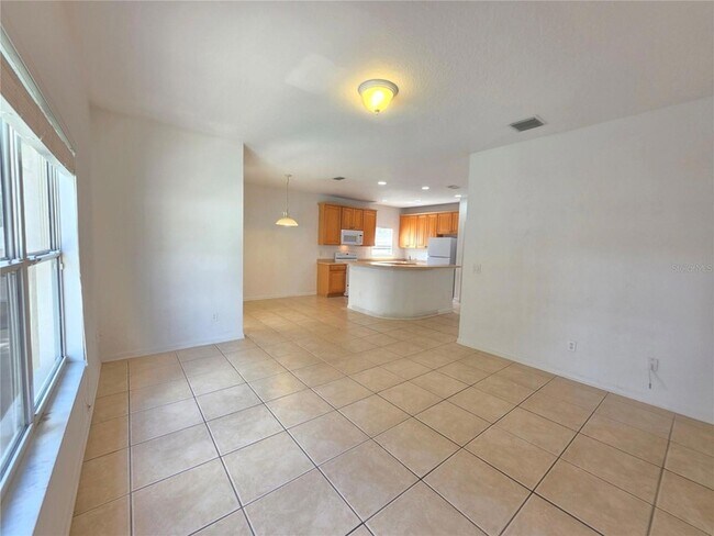 Building Photo - 1527 Derby Glen Dr