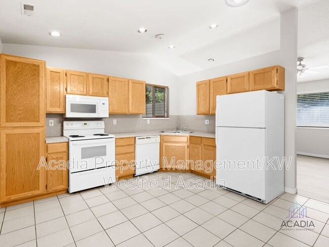 Building Photo - 1659 Kylee Ln