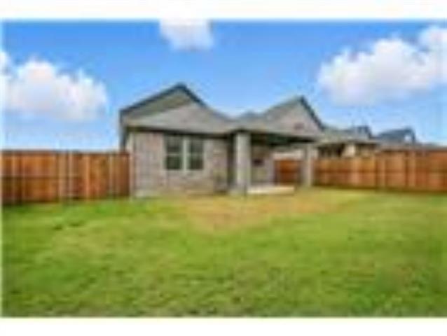 Building Photo - 447 Holly Rd