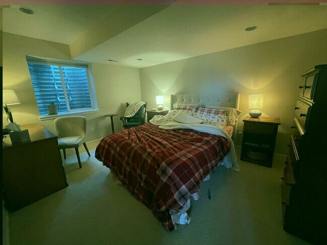 Building Photo - Single Family Home Located in Desirable Ro...