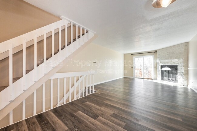 Building Photo - 8165 S Fillmore Way