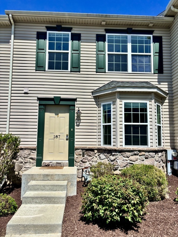 Building Photo - 187 Cartledge Ln