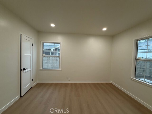 Building Photo - 5912 Carpenter Ave