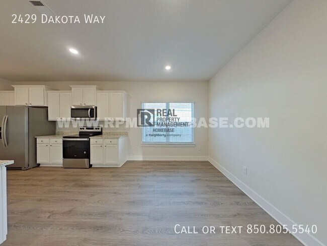 Building Photo - 2429 Dakota Wy