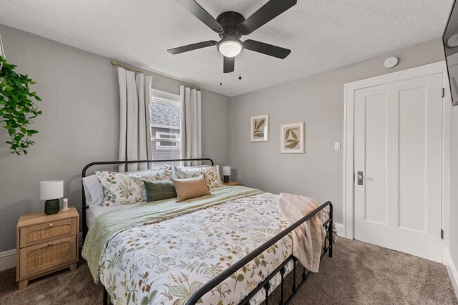 Building Photo - 3457 W 128th St