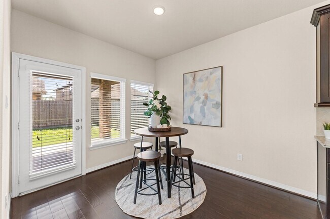 Building Photo - 955 Smokethorn Trl