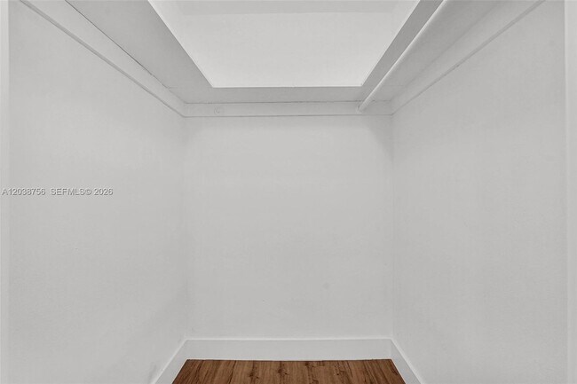 Building Photo - 8201 SW 42nd St