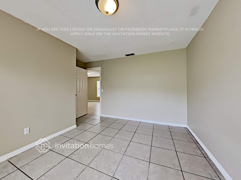 Building Photo - 507 Jupiter Way