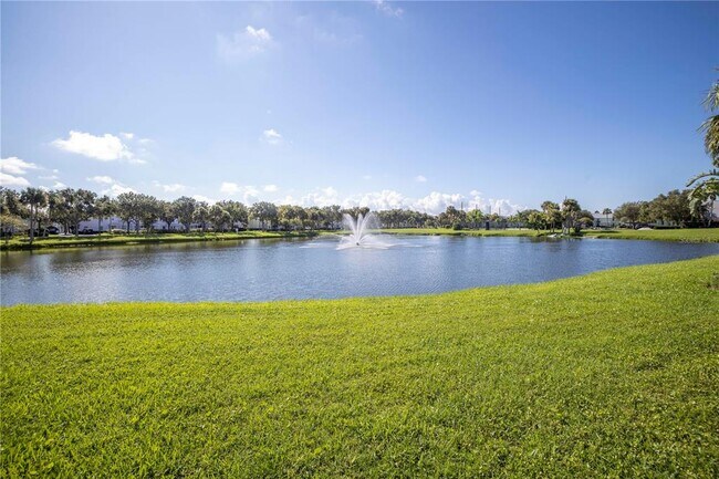 Building Photo - 4816 Snook Dr SE
