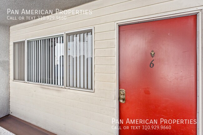 Building Photo - 10380 Almayo Ave