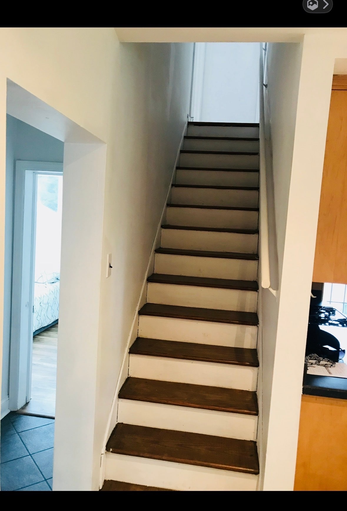 Building Photo - 137 W Johnson Ave