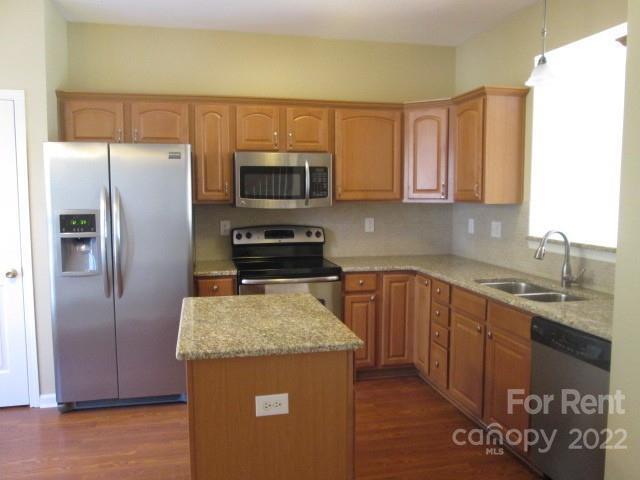 Building Photo - 15656 Marvin Rd