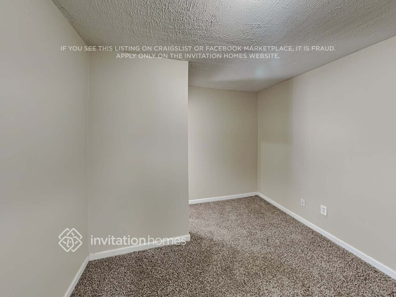 Building Photo - 4016 Water Hole Ct