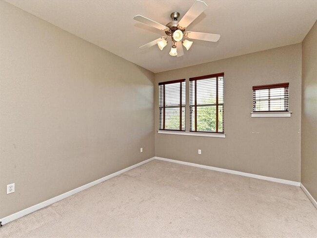 Building Photo - 2061 Zach Scott St