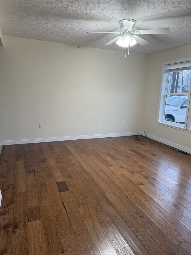 Building Photo - 50 Kad Ct