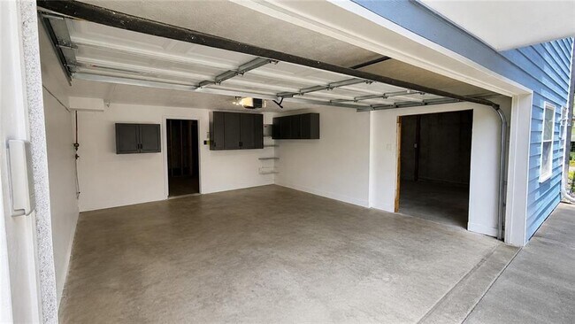 Building Photo - 1235 Grayland Hills Dr