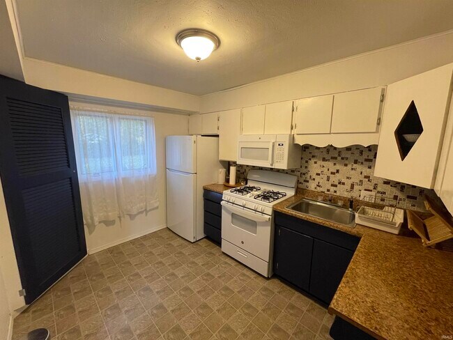 Building Photo - 3759 St Joe Center Rd