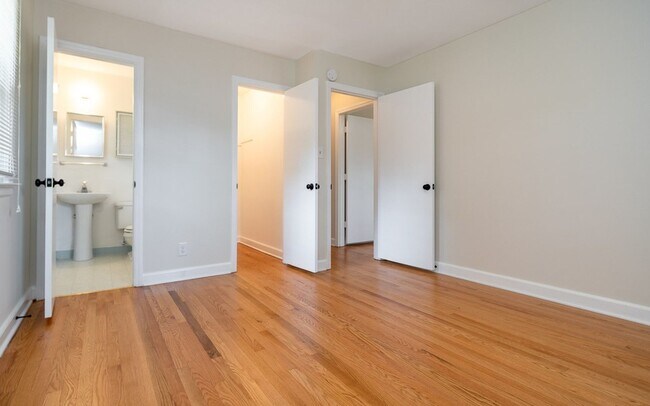 Building Photo - Single Family in Durham- Available Now