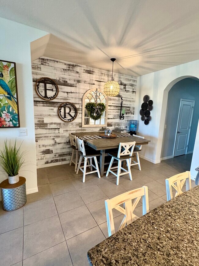 Building Photo - 2883 Suncoast Blend Dr