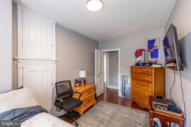 Building Photo - 4360 Pechin St