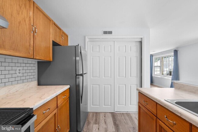 Building Photo - 1225 Danielle Dr