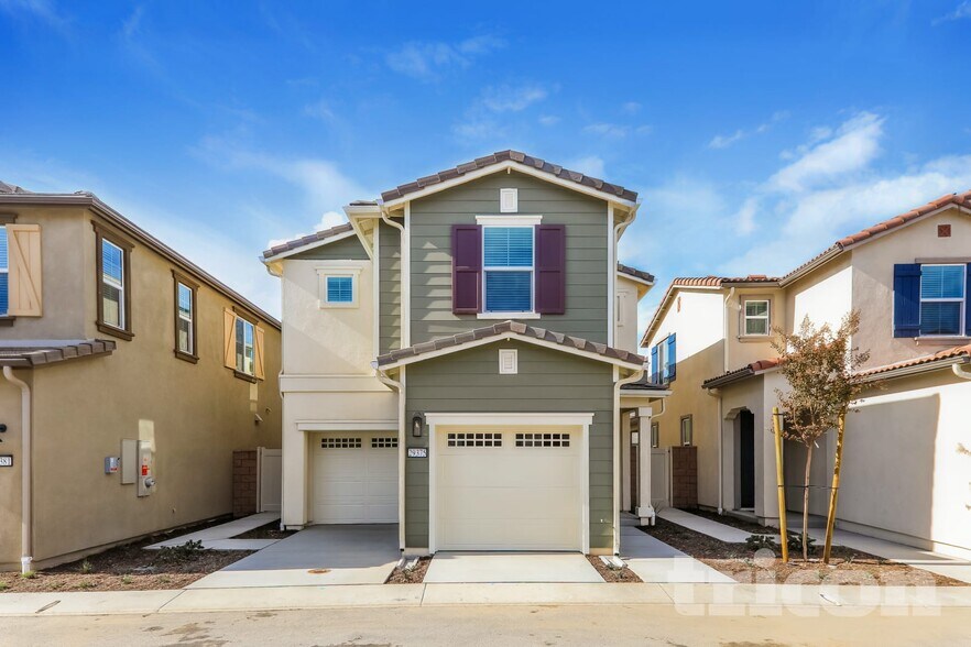 Building Photo - Tricon Winchester