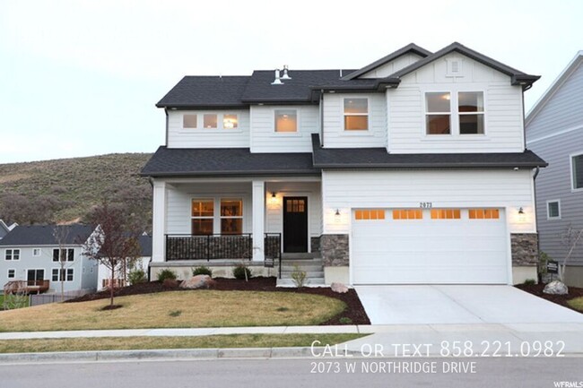 Building Photo - Stunning Home in Lehi