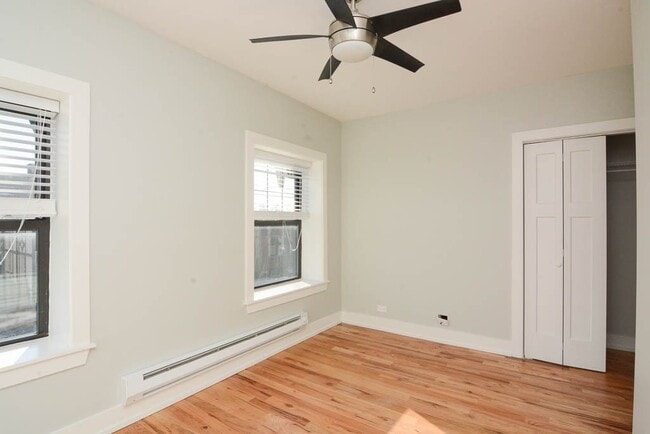 Building Photo - 811 Elm St