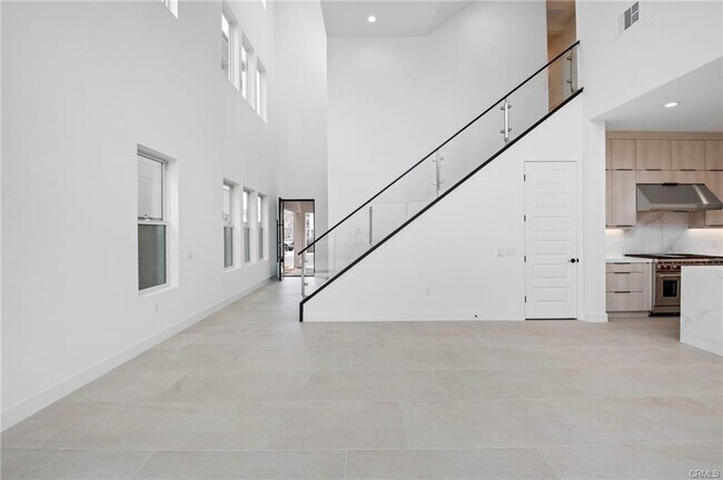 Building Photo - 128 Creation