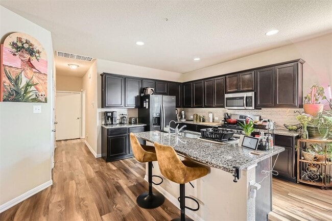 Building Photo - 3013 Blantyre Bnd