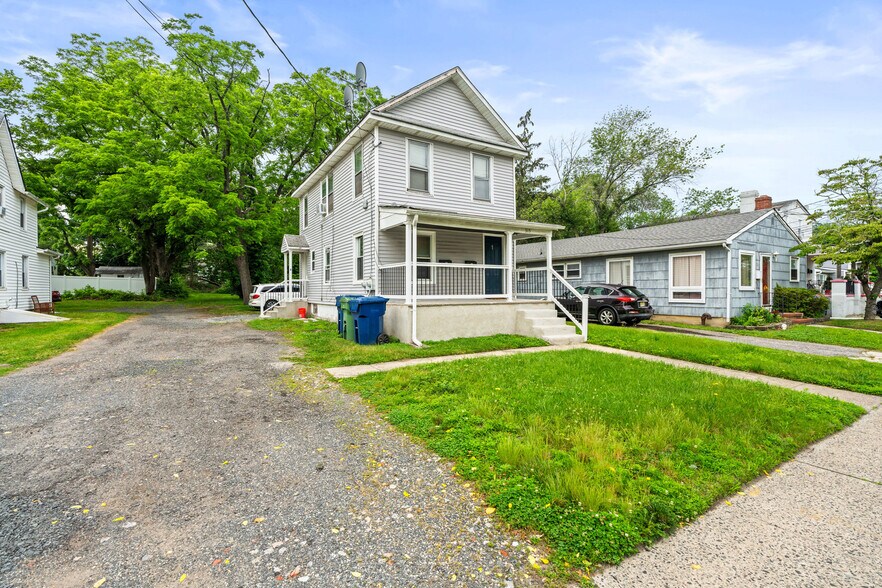 Building Photo - 315 Neptune Blvd