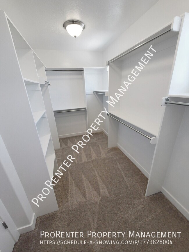 Building Photo - 1509 W 450 S