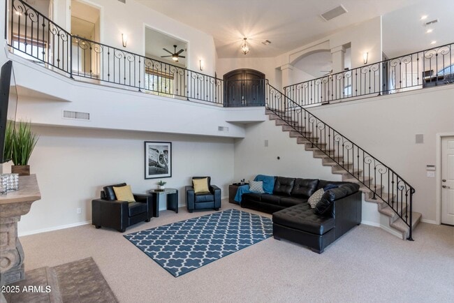 Building Photo - 908 E Waltann Ln