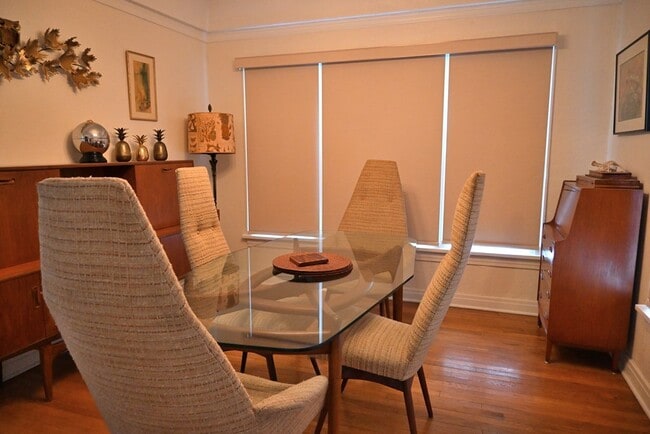 Building Photo - 401 W Nations Ave