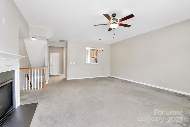 Building Photo - 12847 Bullock Greenway Blvd