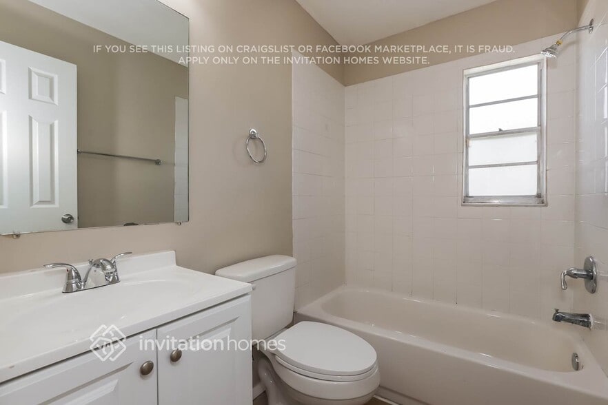 Building Photo - 104 Circle Hill Dr