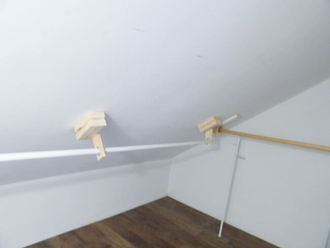 Building Photo - 1 Bed + Extra Room Upper Level Unit in East Harriet Duplex