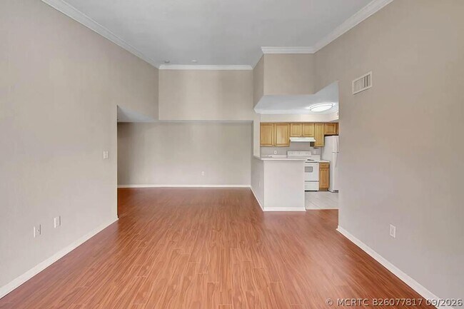 Building Photo - 15155 Michelangelo Blvd