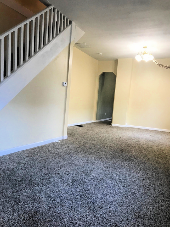 The living/dining room area - 309 N 4th St