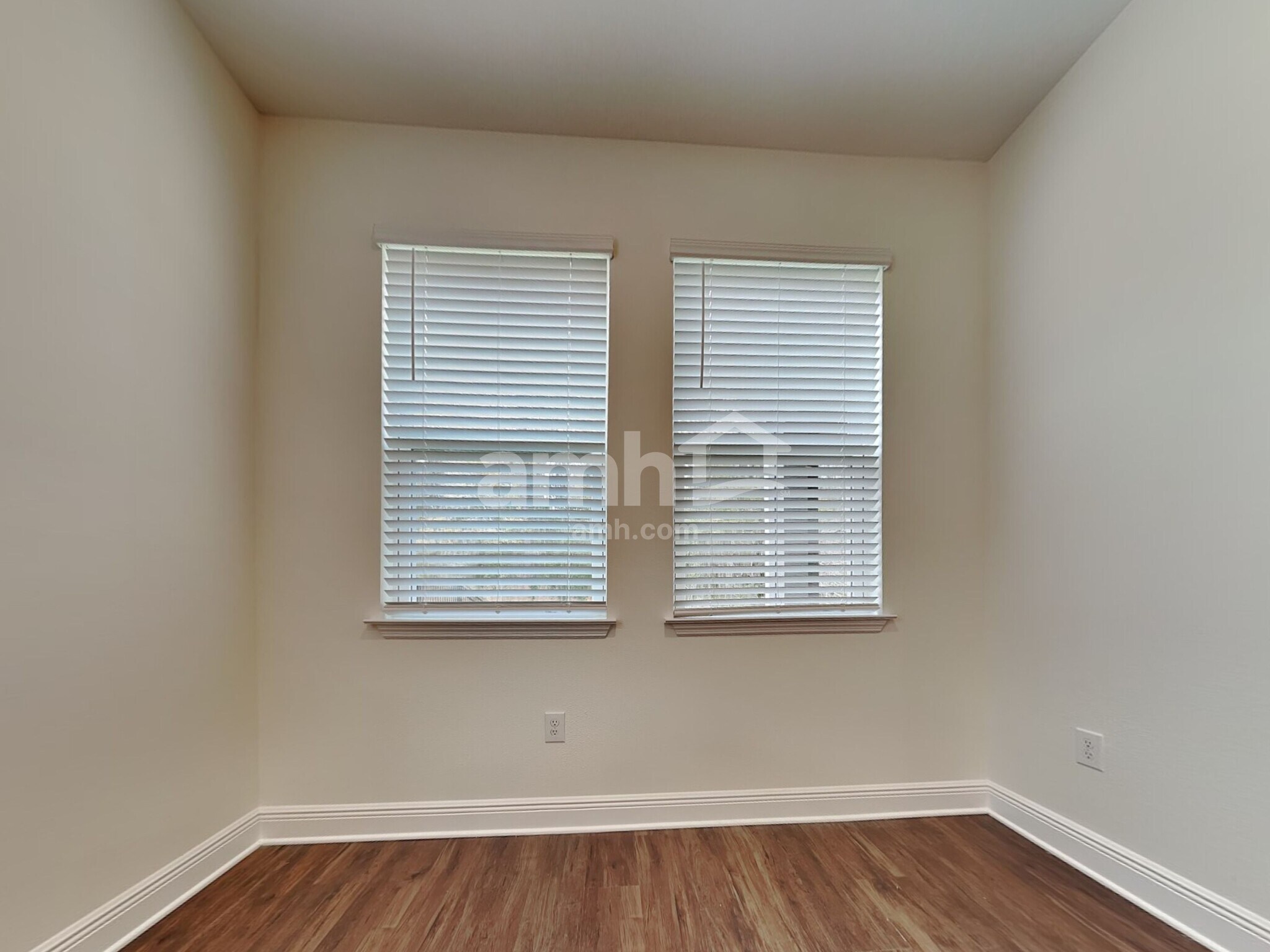 Building Photo - 6355 Emerald Hls Wy