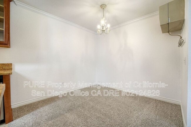 Building Photo - 9909 Azuaga St