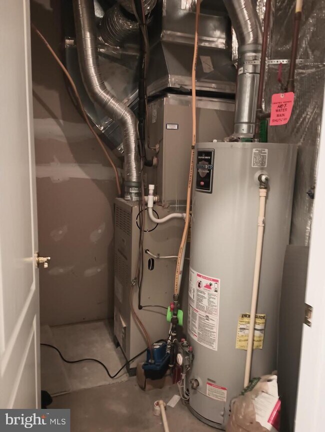 Building Photo - 42133 Fremont Preserve Square