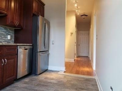 Building Photo - 220 JANE St