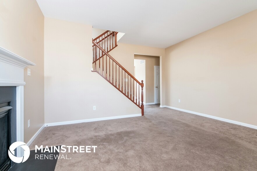 Building Photo - 231 Greengate Dr