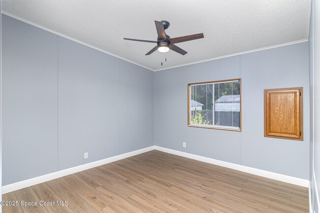 Building Photo - 4755 Cambridge Dr