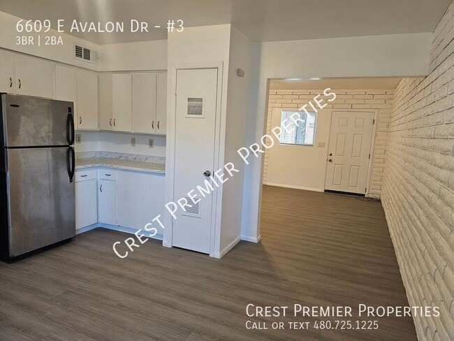 Building Photo - 6609 E Avalon Dr